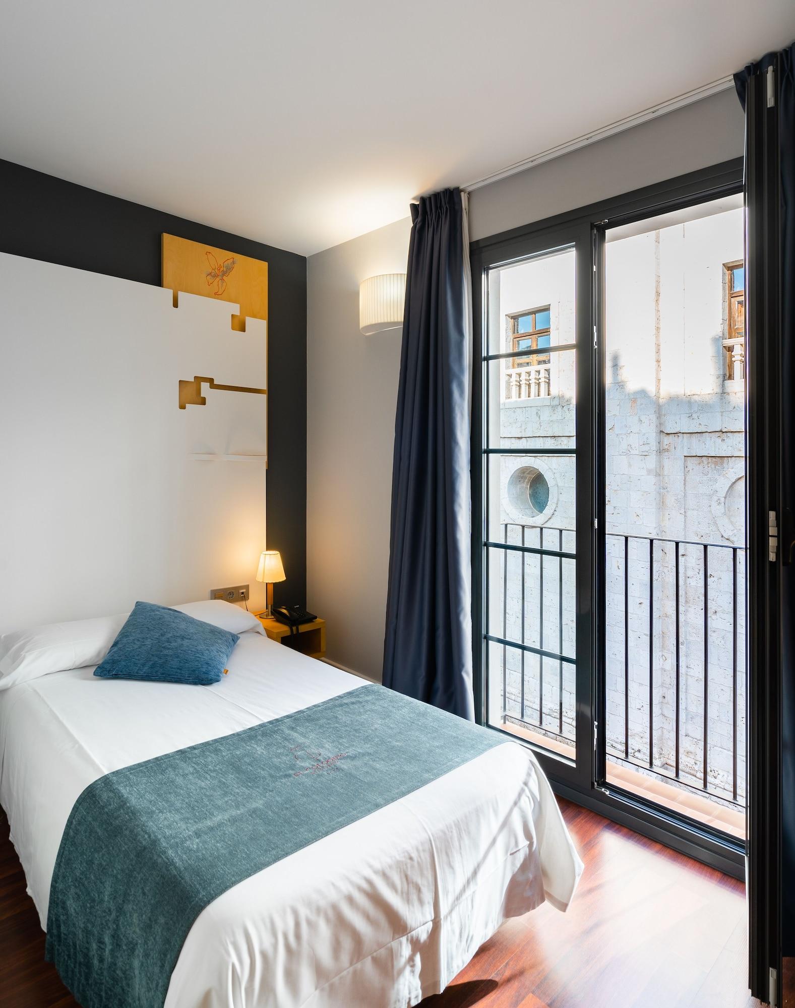 Zenit El Coloquio Hotel Valladolid Luaran gambar