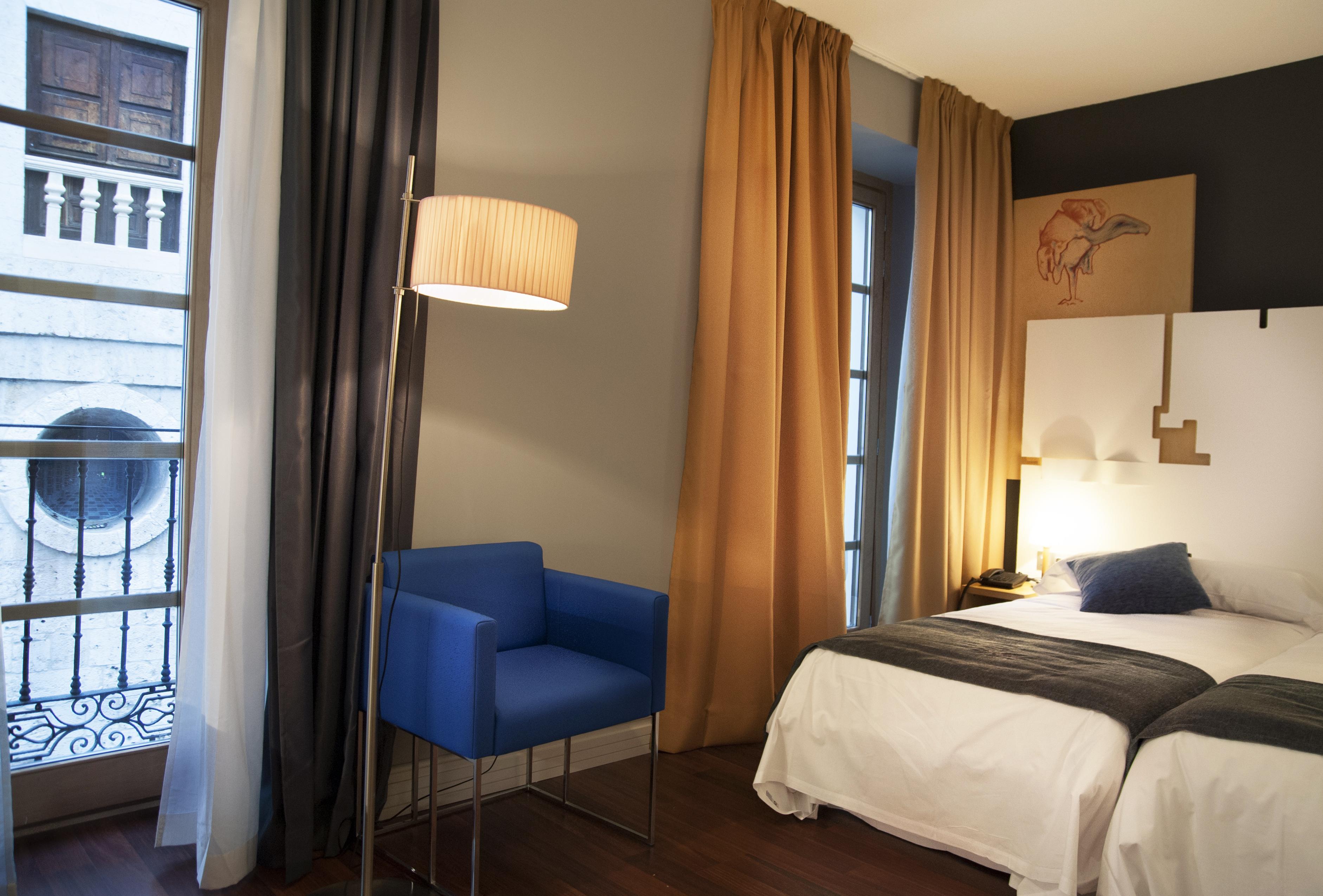 Zenit El Coloquio Hotel Valladolid Luaran gambar
