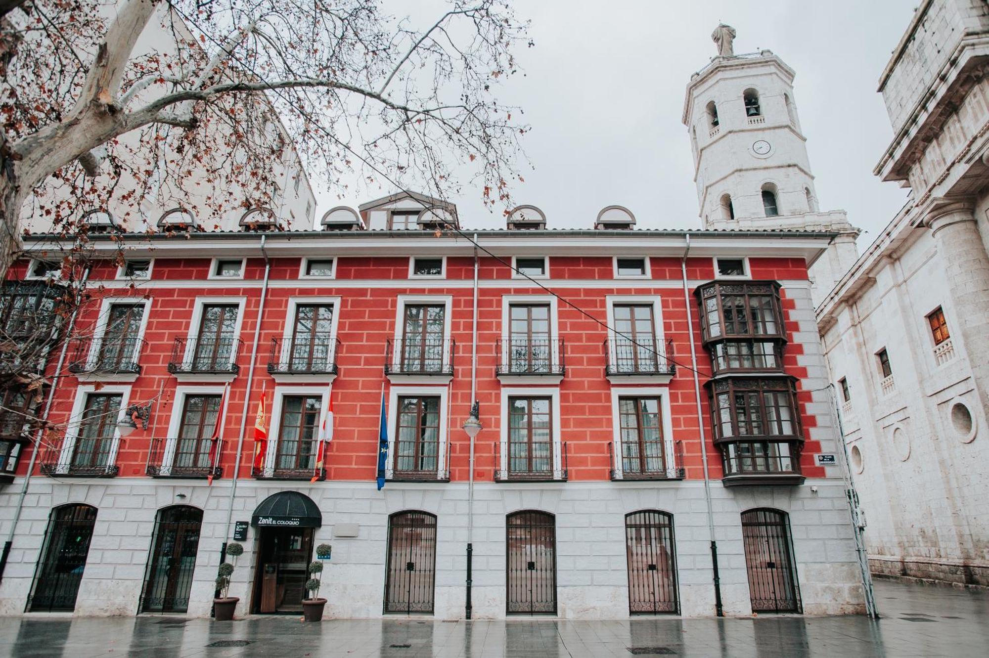 Zenit El Coloquio Hotel Valladolid Luaran gambar